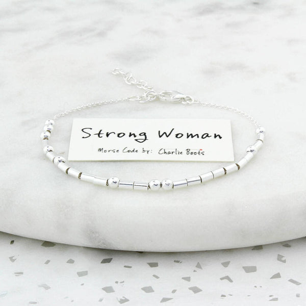 Gleamart Bracciale Codice Morse In Argento Sterling Con Cordino Di Seta | Regolabile Con Messaggio Segreto | Gioiello Unisex Significativo